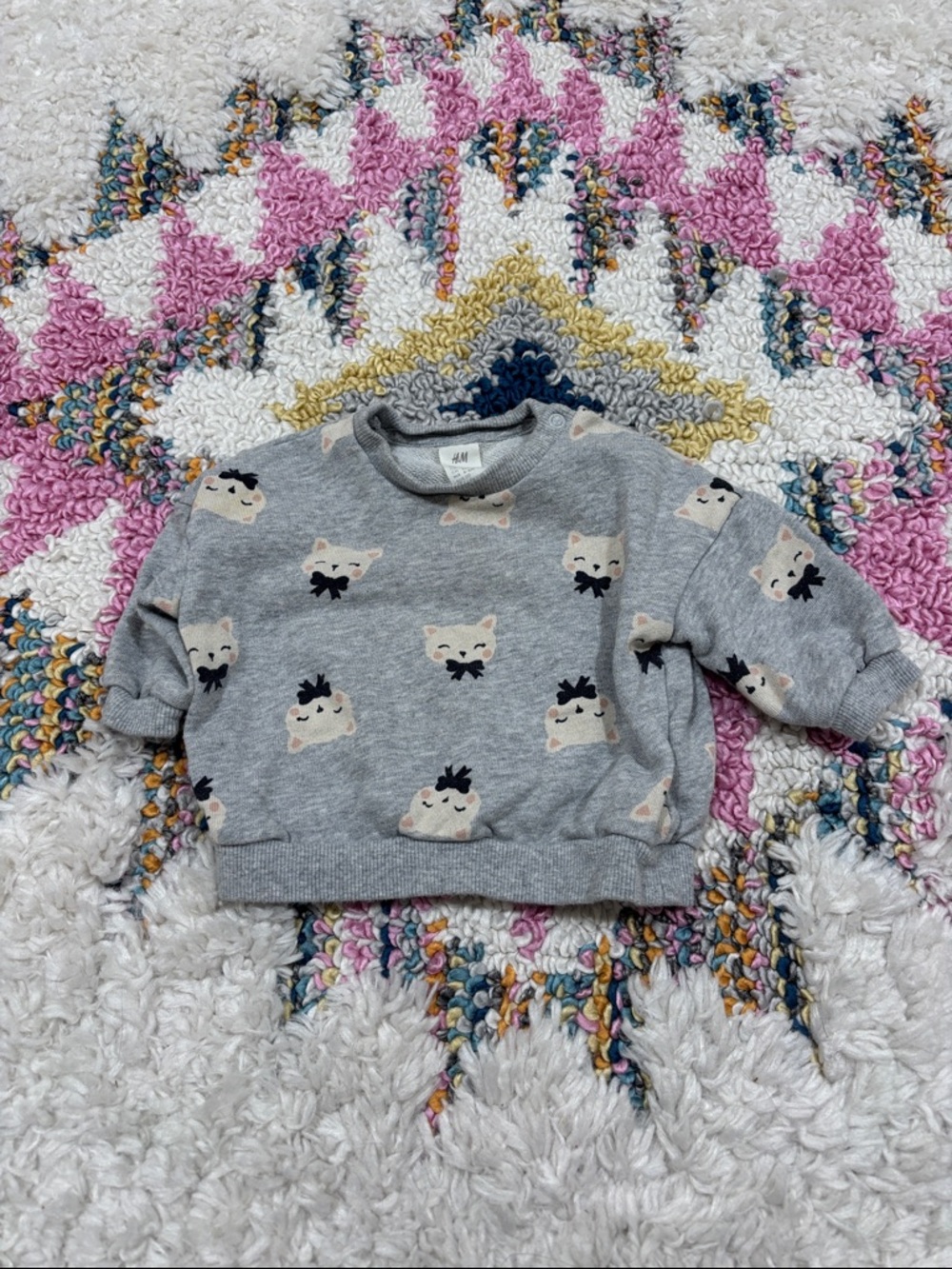 H&M Cat Sweatshirt